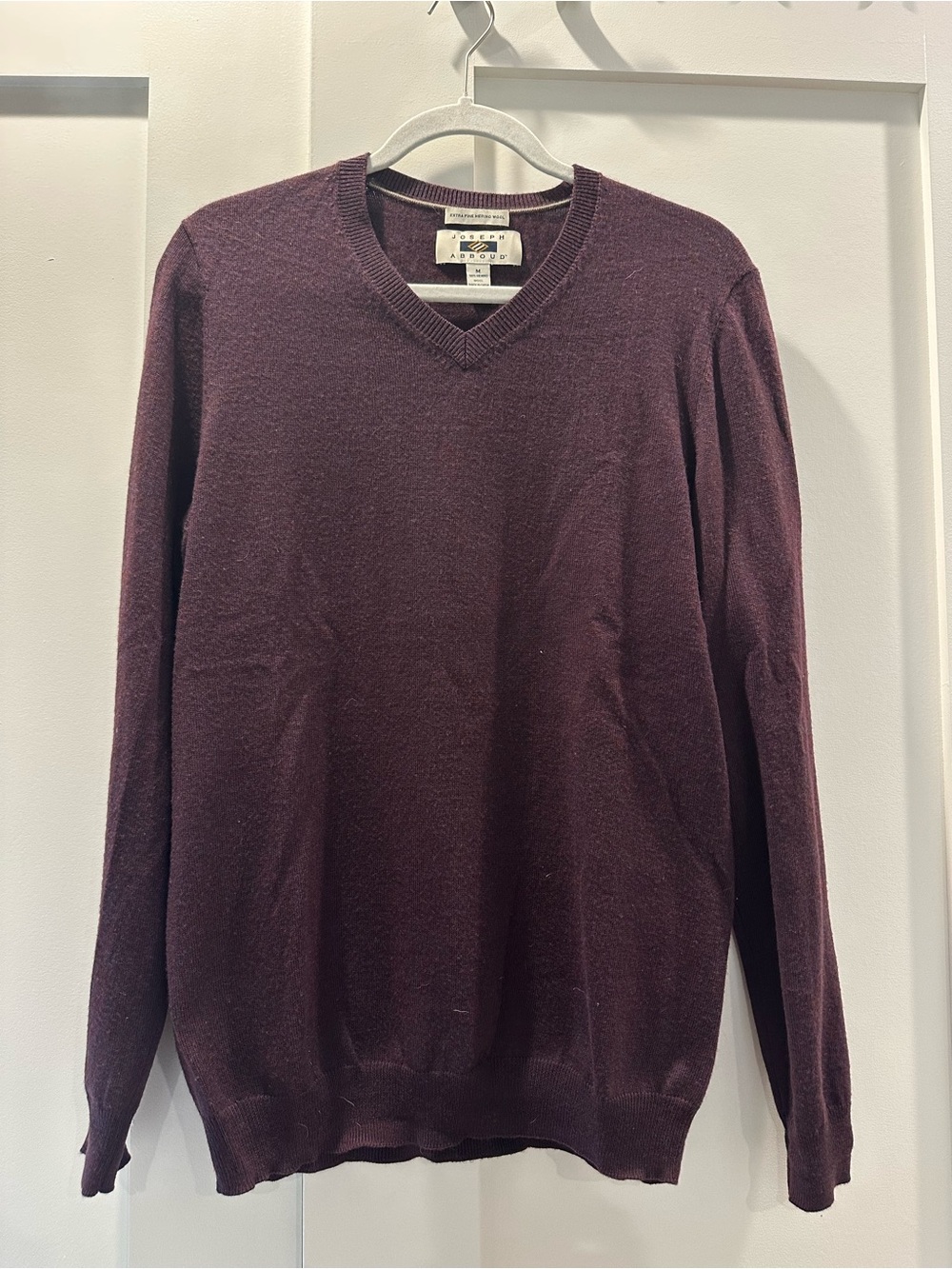Men’s Purple Vneck Merino Wool Sweater Medium